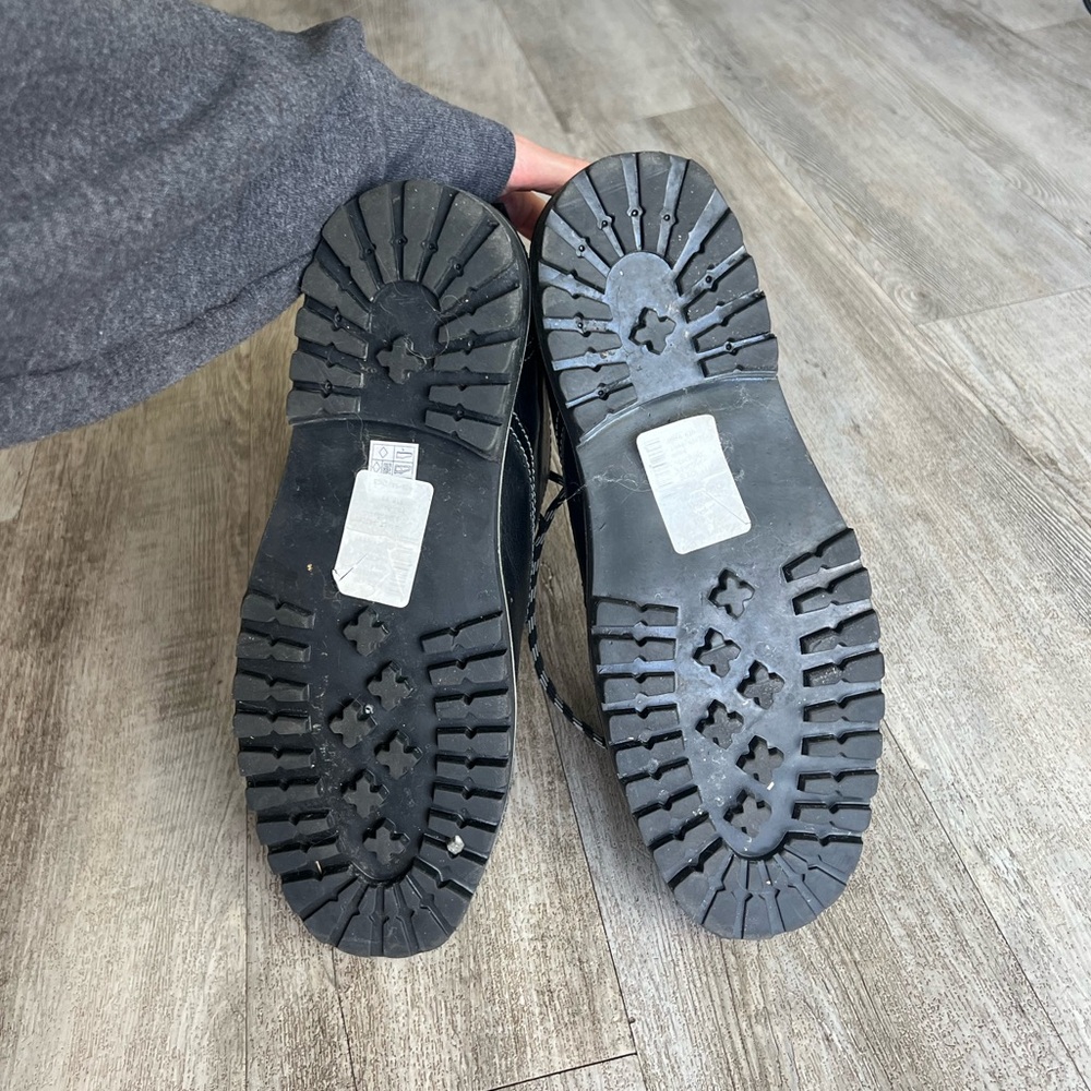 Steve Madden Men’s Black Leather Chukka Boots - Picture 11 of 11